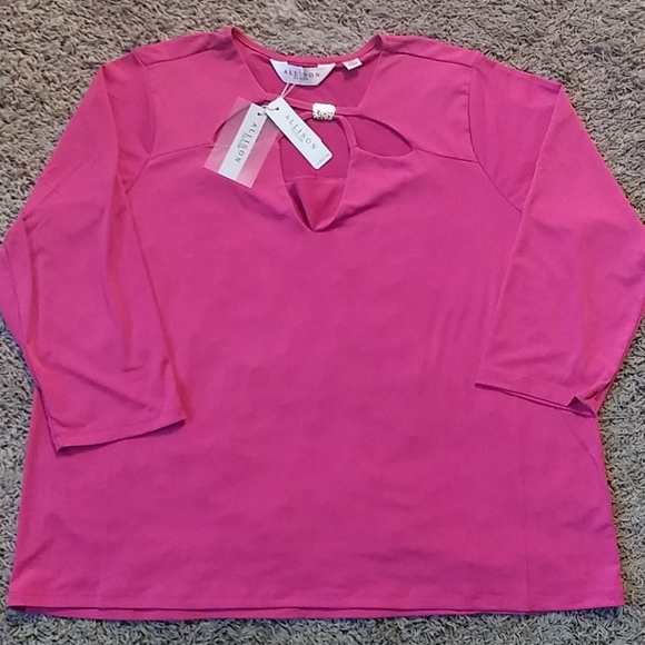 Allison Taylor blouse - Picture 4 of 7